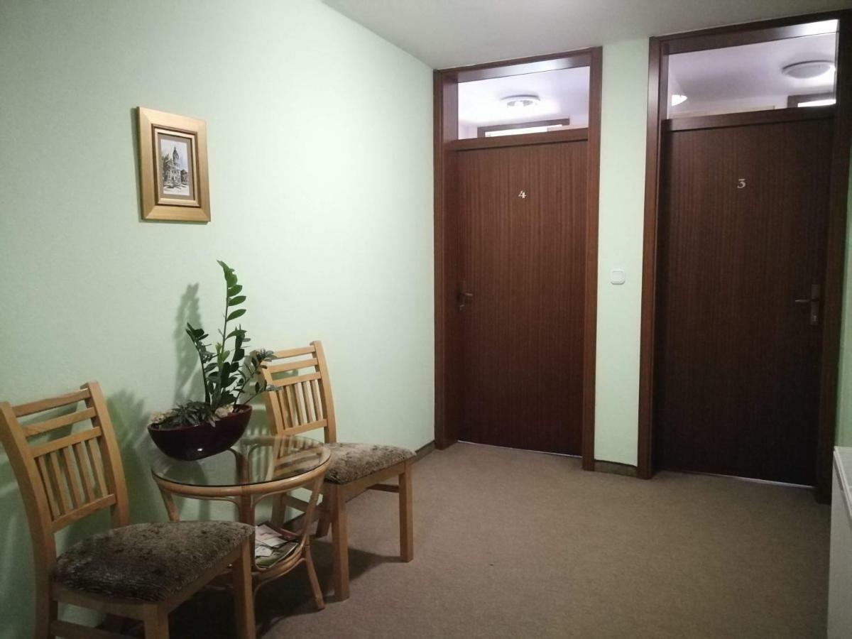 Kavana I Sobe Monika Hotel Gáborvölgy Kültér fotó