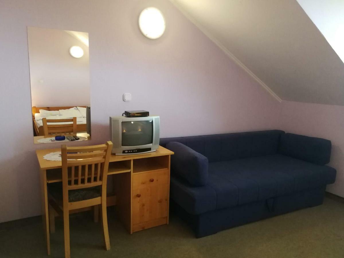 Kavana I Sobe Monika Hotel Gáborvölgy Kültér fotó